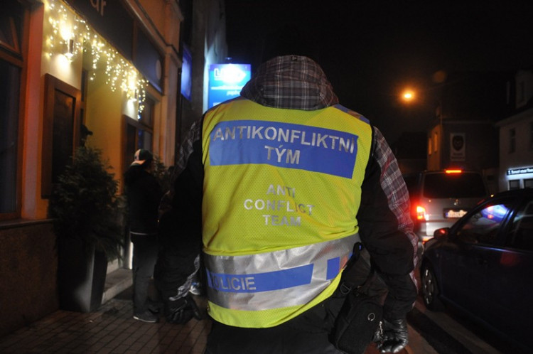 Do Liberce se sjelo 300 francouzských fanoušků, policie zatím práci neměla