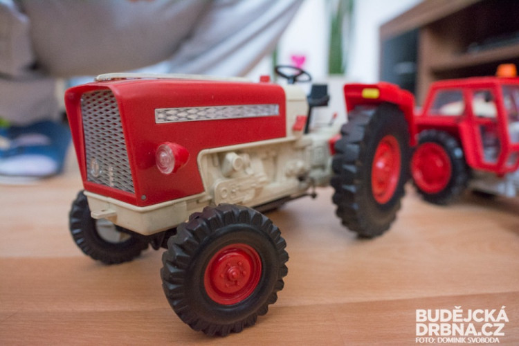 Ve sbírce má přes 600 kusů modelů