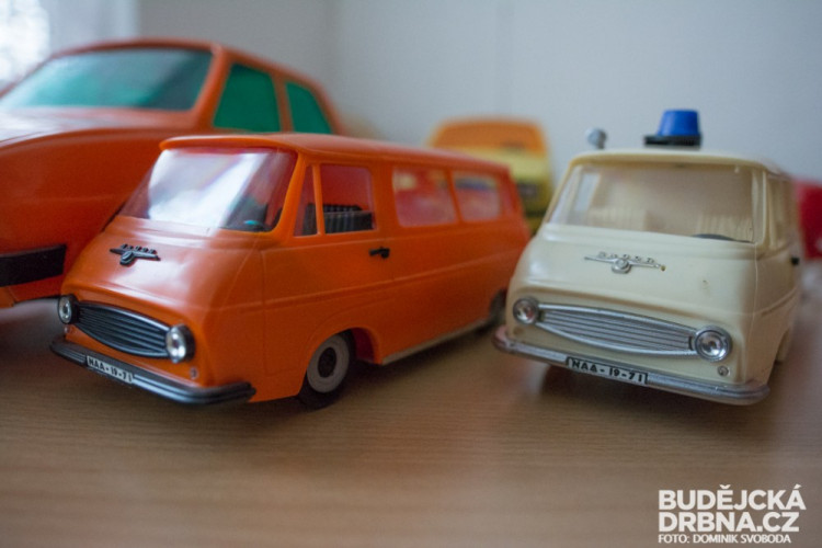 Ve sbírce má přes 600 kusů modelů