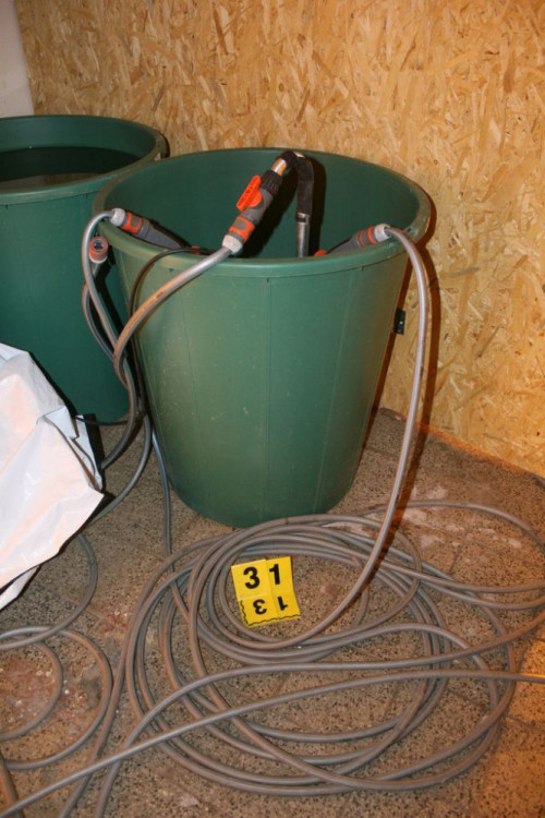 Policie odhalila obří pěstírnu konopí ve Stráži pod Ralskem