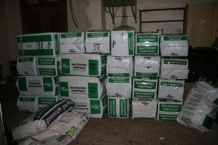 Policie odhalila obří pěstírnu konopí ve Stráži pod Ralskem