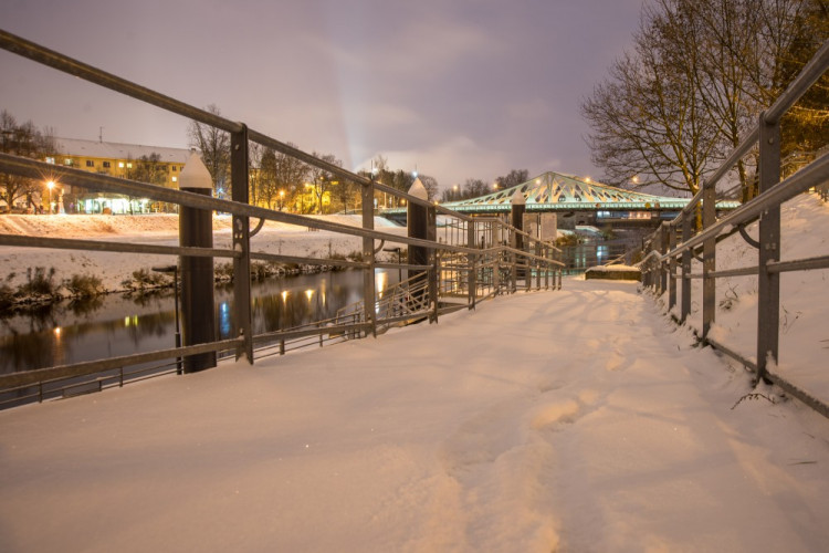 Noční zasněžené České Budějovice