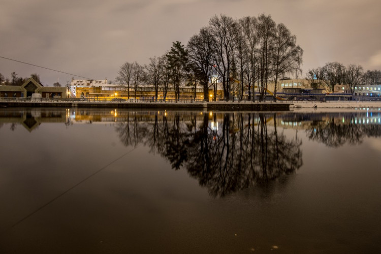 Noční zasněžené České Budějovice