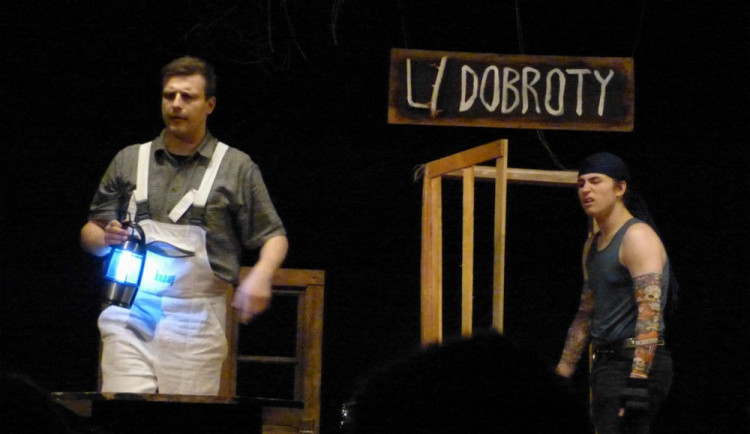 Premiéra hry Světlo Lucerny v Dolní Cerekvi