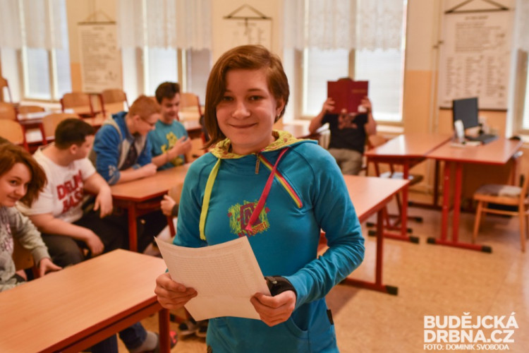 Předávání pololetních vysvědčení