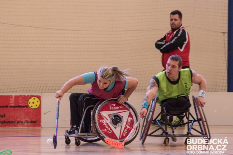 Soustředění florbalové reprezentace vozíčkářů