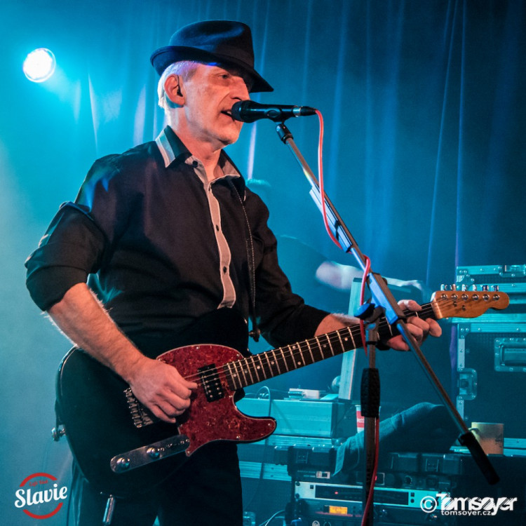 Čechomor zazpíval dvakrát Budějcím