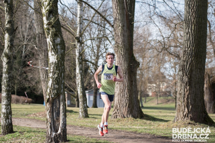 Winter Run se zúčastnila početná skupina běžeckých nadšenců