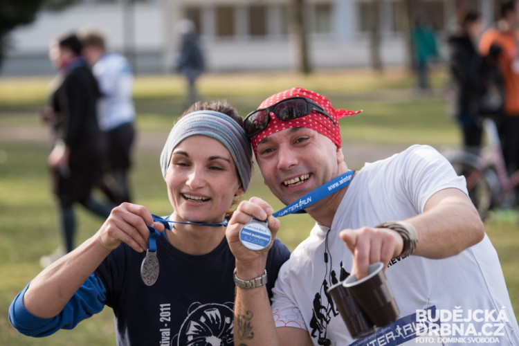 Winter Run se zúčastnila početná skupina běžeckých nadšenců