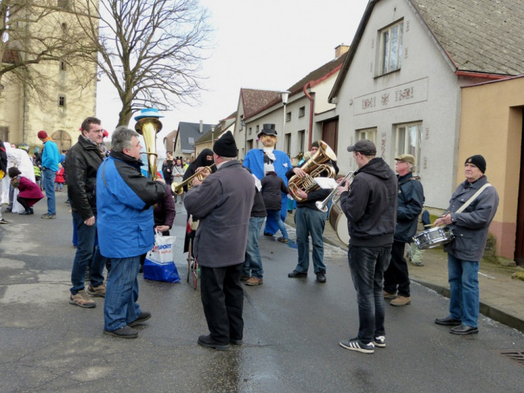 Dolní Cerekví na Jihlavsku prošel masopustní průvod