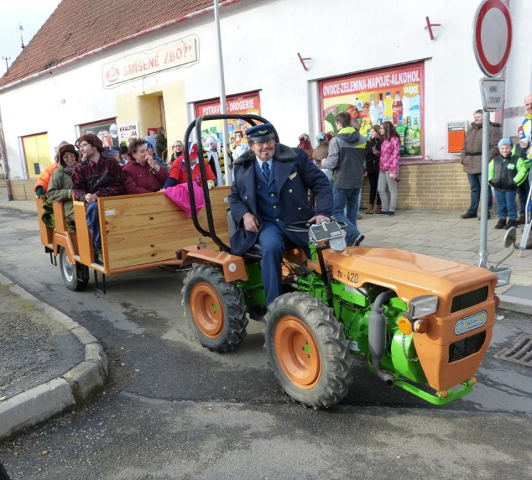 Dolní Cerekví na Jihlavsku prošel masopustní průvod