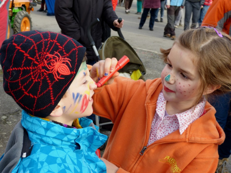 Dolní Cerekví na Jihlavsku prošel masopustní průvod