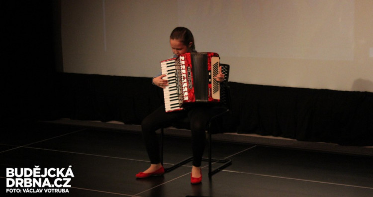 Narozeniny komunitního centra Fenix