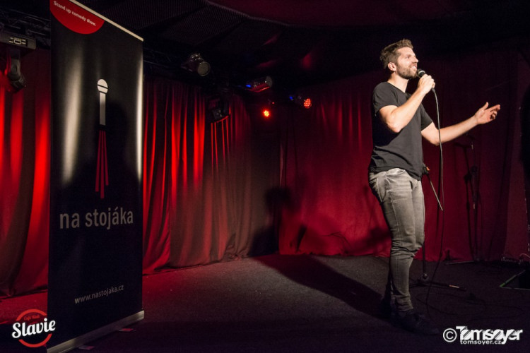 Na stojáka Live! #2