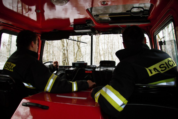 Hasiči testovali techniku v extrémních podmínkách