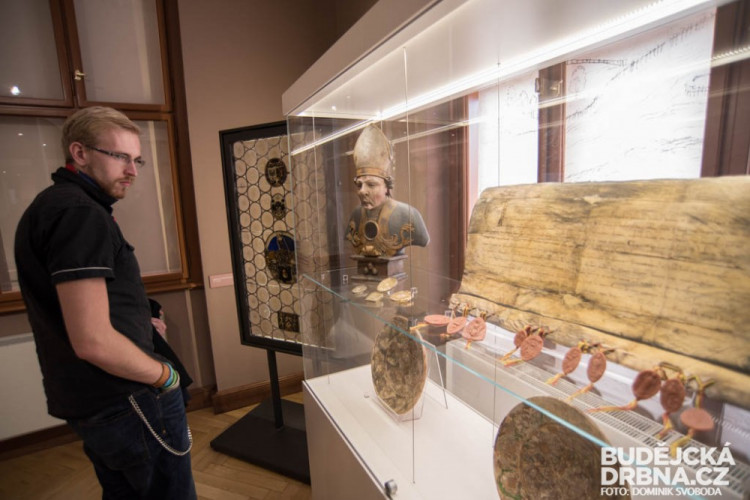 Bronzový depot 220 žeber