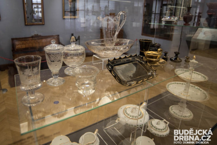 Bronzový depot 220 žeber