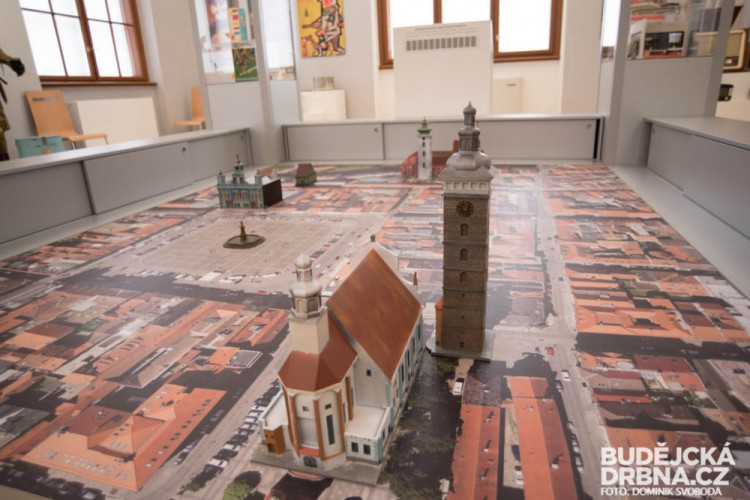 Bronzový depot 220 žeber