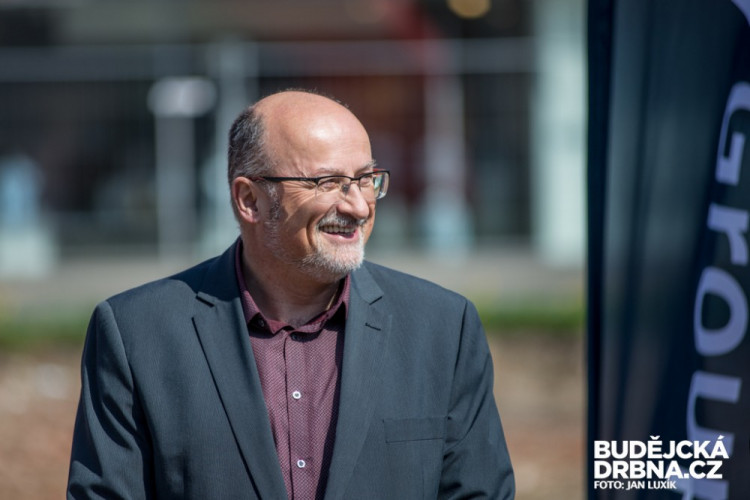 Zahájení výstavby IGY2