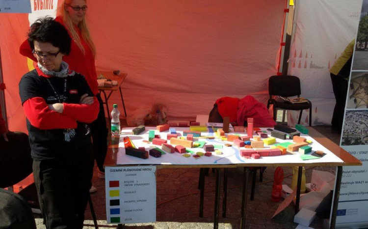 Den Země na jihlavském náměstí