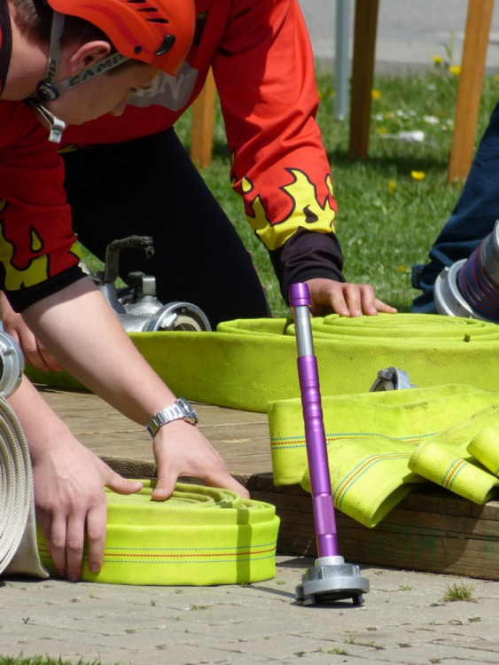 Dobrovolní hasiči - okrsková soutěž v Batelově, 7.5.2016