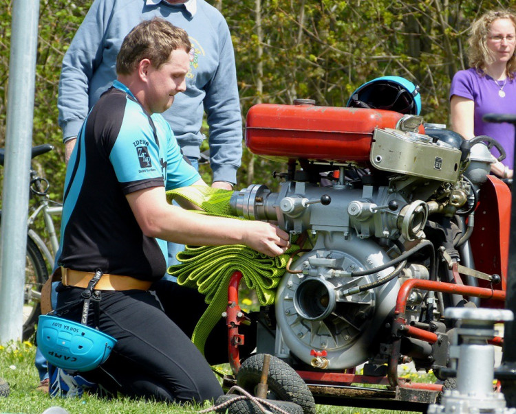 Dobrovolní hasiči - okrsková soutěž v Batelově, 7.5.2016