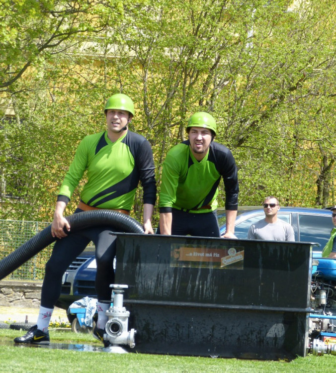 Dobrovolní hasiči - okrsková soutěž v Batelově, 7.5.2016