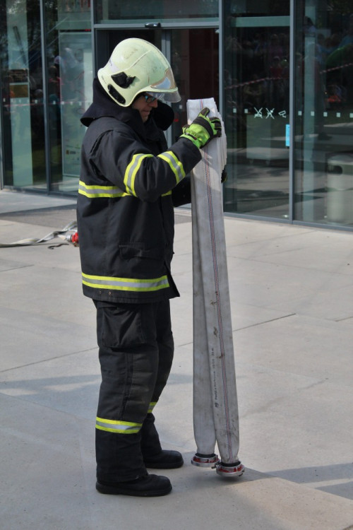 Hasiči nacvičovali zásah v hořící hvězdárně