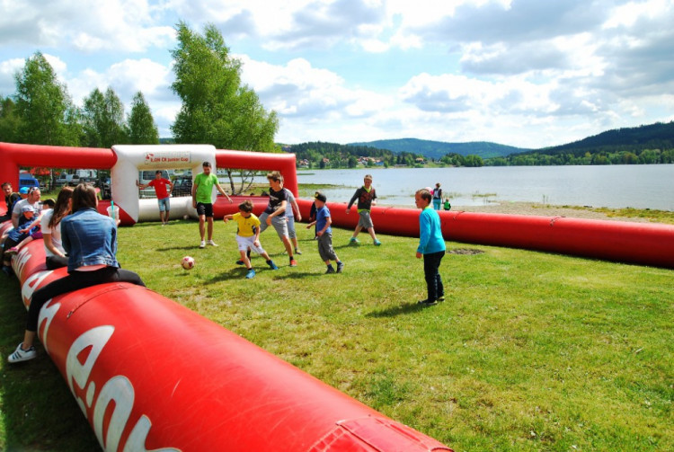 Dračí lodě na Lipně