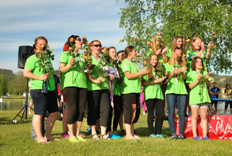 Dračí lodě na Lipně