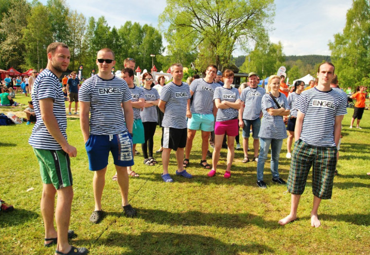 Dračí lodě na Lipně