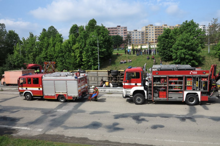 Cvičení Dálnice 2016 prověřilo připravenost složek IZS na jižní Moravě