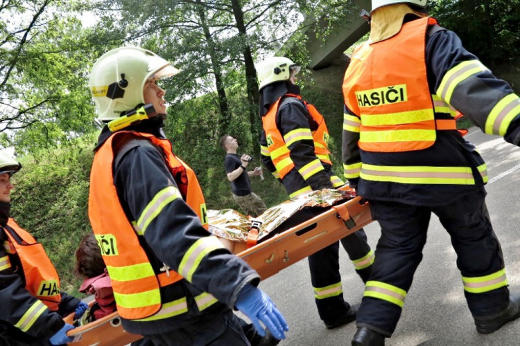 Cvičení Dálnice 2016 prověřilo připravenost složek IZS na jižní Moravě