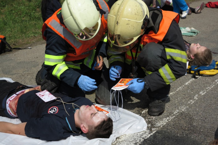 Cvičení Dálnice 2016 prověřilo připravenost složek IZS na jižní Moravě