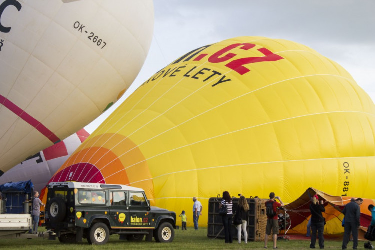 Let balónem aneb vzhůru do oblak a korun stromů
