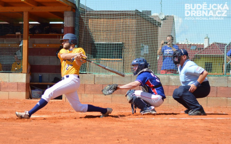 Ledenice na Spectrum dvakrát nestačily a prohrály 1:2 a 6:11