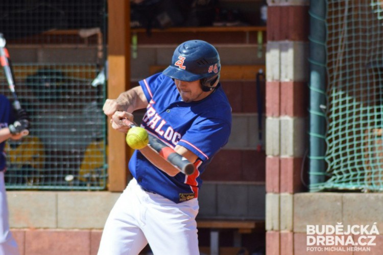 Ledenice na Spectrum dvakrát nestačily a prohrály 1:2 a 6:11