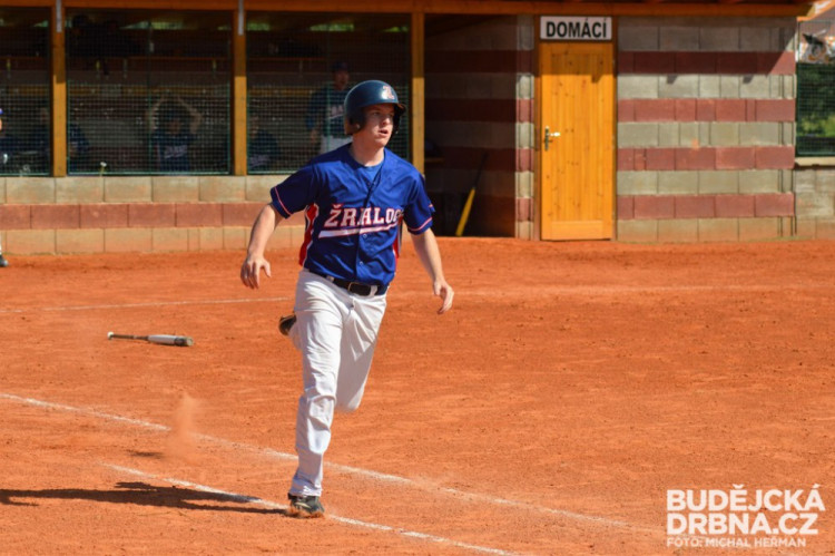 Ledenice na Spectrum dvakrát nestačily a prohrály 1:2 a 6:11