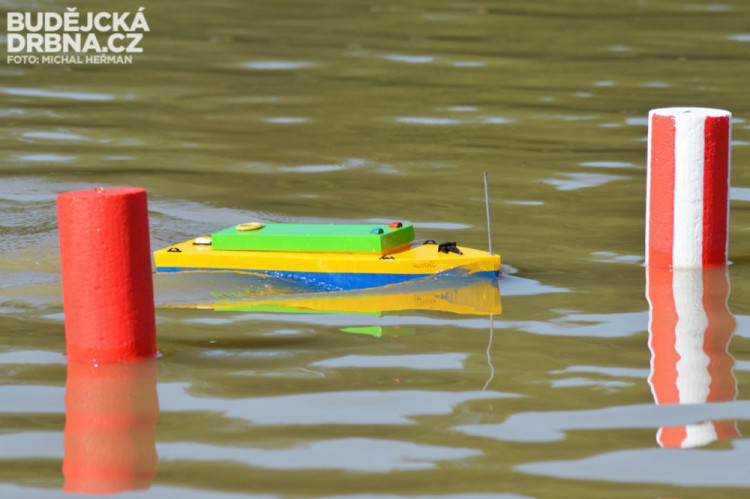 Mistrovství lodních modelářů v Borovanech