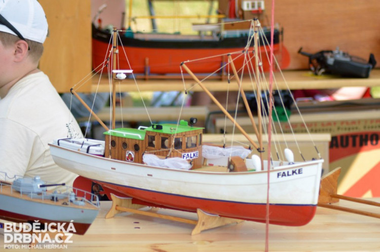 Mistrovství lodních modelářů v Borovanech