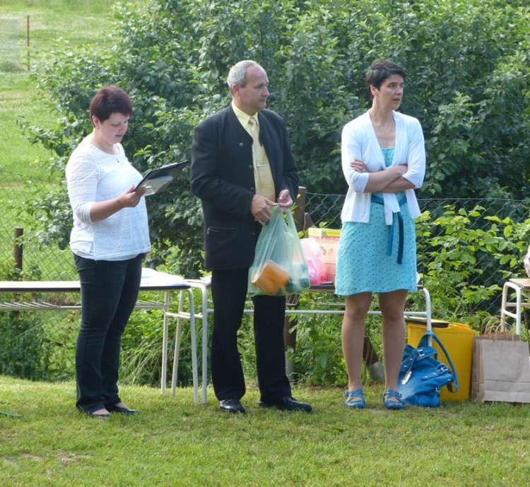 Předávání vysvědčení a ocenění žáků v Dolní Cerekvi 