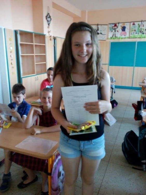 Předávání závěrečného vysvědčení ve školním roce 2015/2016, ZŠ Seifertova