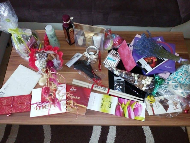 Předávání závěrečného vysvědčení ve školním roce 2015/2016, ZŠ Seifertova