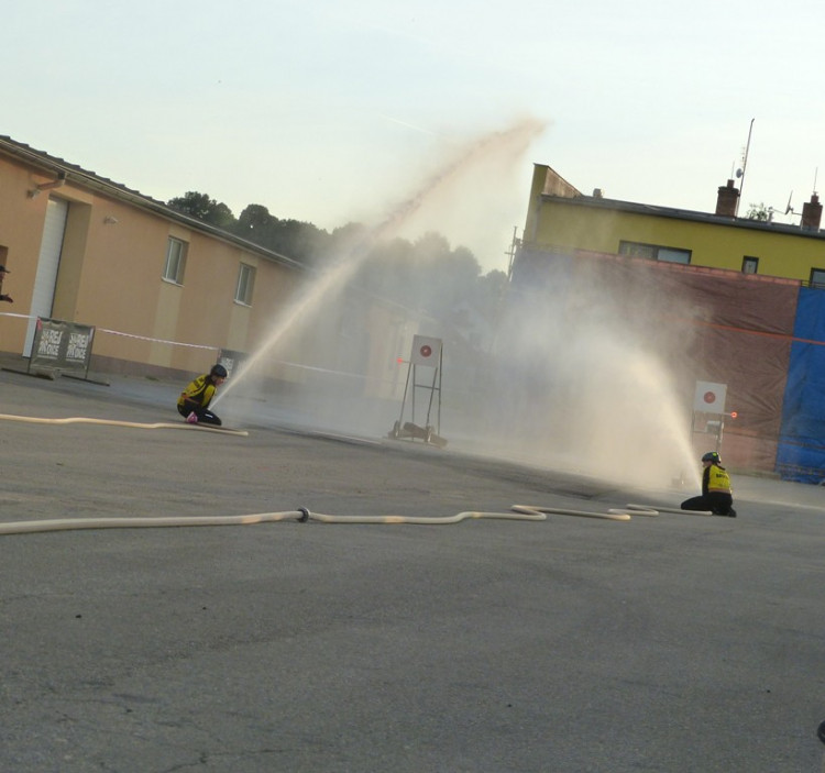 Noční Batelov 2016