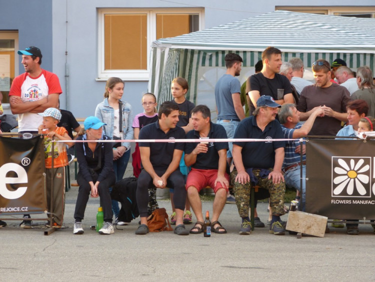 Noční Batelov 2016