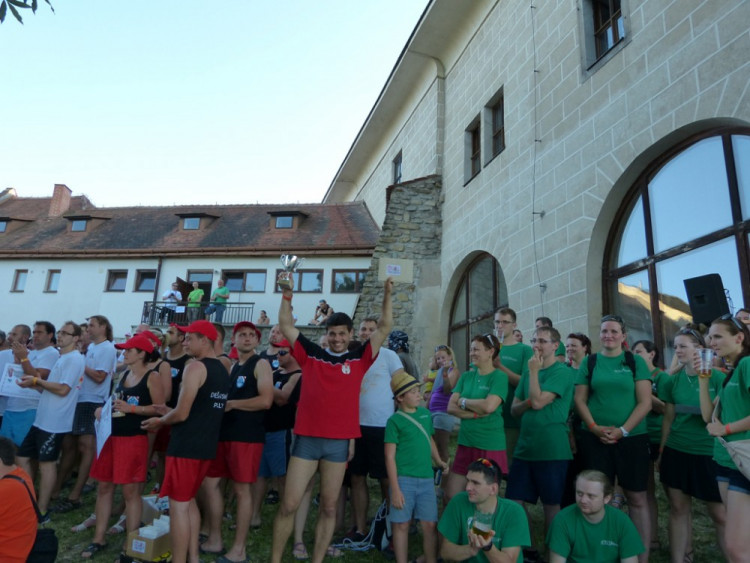 Závody dračích lodí v Telči 2016