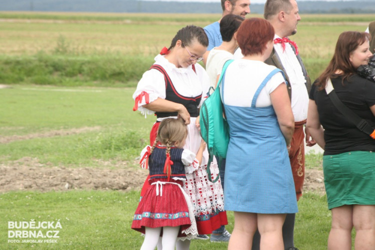 Oslavy 80. výročí Obce baráčnické Pištín