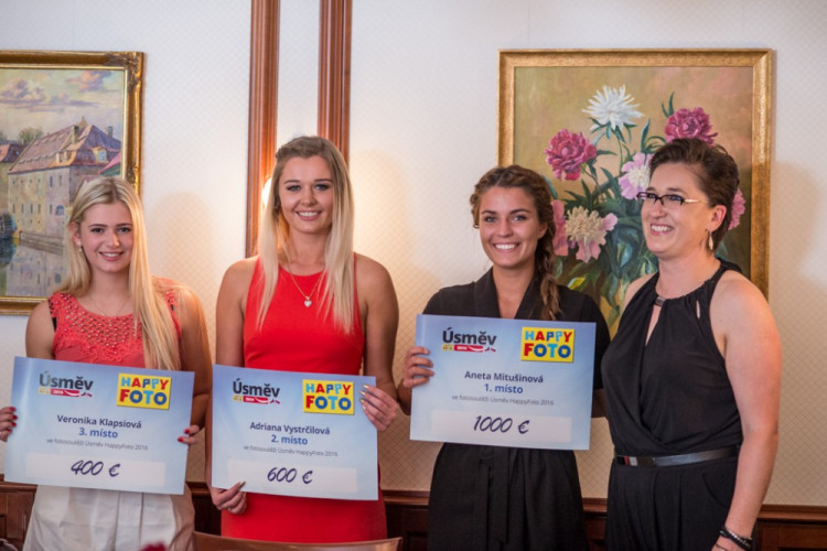 Finalistky soutěže Úsměv HappyFoto 2016 rozzářily jižní Čechy
