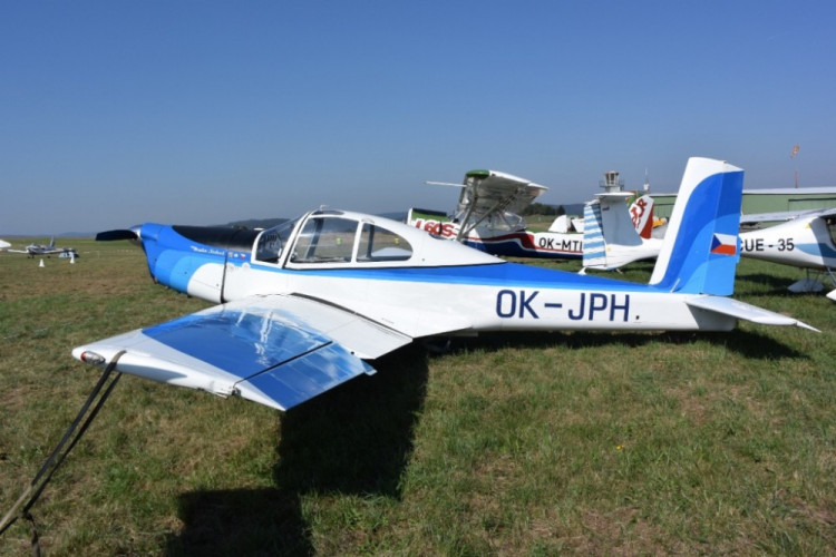 Horácký letecký den 2016, Jihlava - Henčov