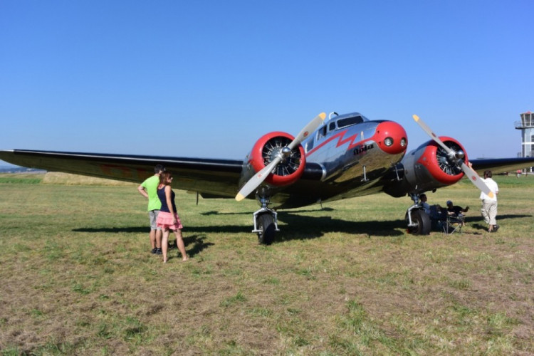 Horácký letecký den 2016, Jihlava - Henčov
